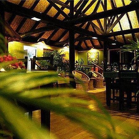 לאמבאסה Palmlea Farms Lodge & Bures - Villas מראה חיצוני תמונה
